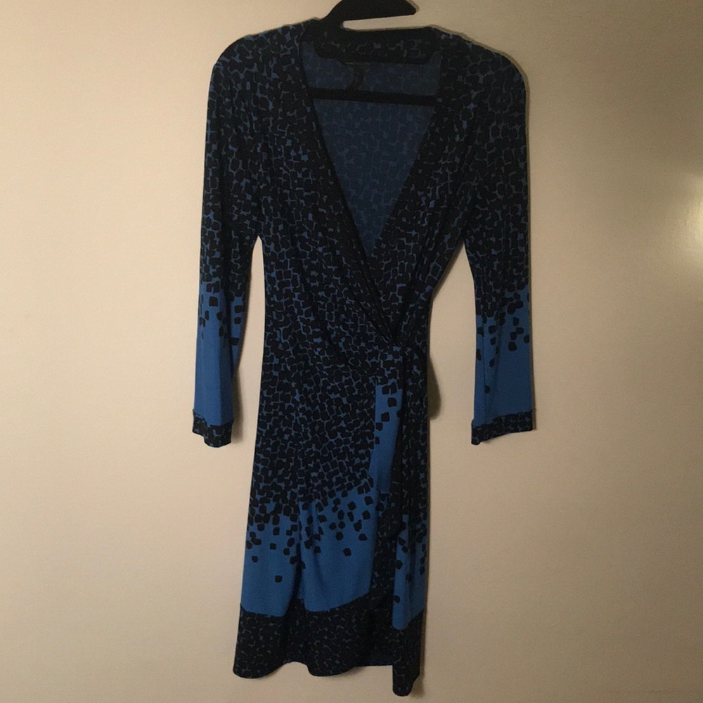 BCBG Max Azria size 0 wrap dress